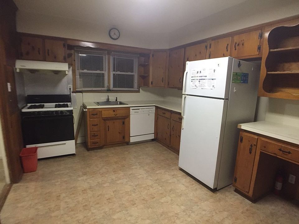 1st image of 185-7 64th Ave