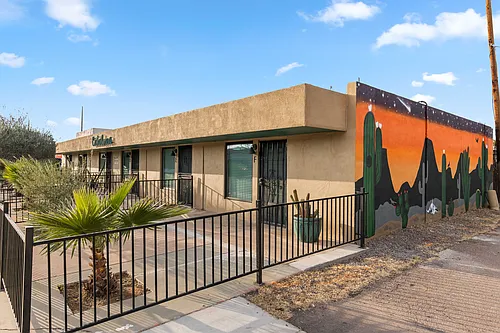 1606 E Catalina Dr #F Photo 1