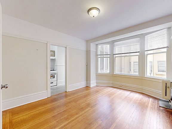 2nd image of 422 Ellis St #307