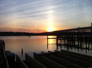 131 Thames St, Groton, CT 06340