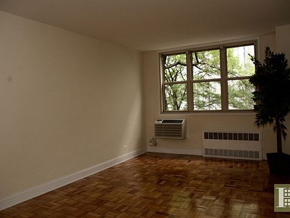 4th image of 222 E 19th St APT 3F