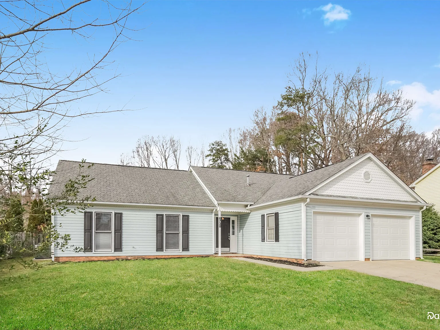 3 bed, 2.0 bath, 1644 sqft, $2,090 — Photo 3