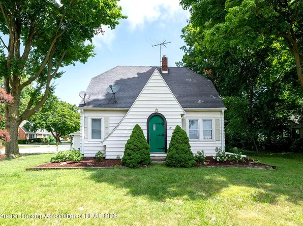 803 E Ash St, Mason, MI 48854