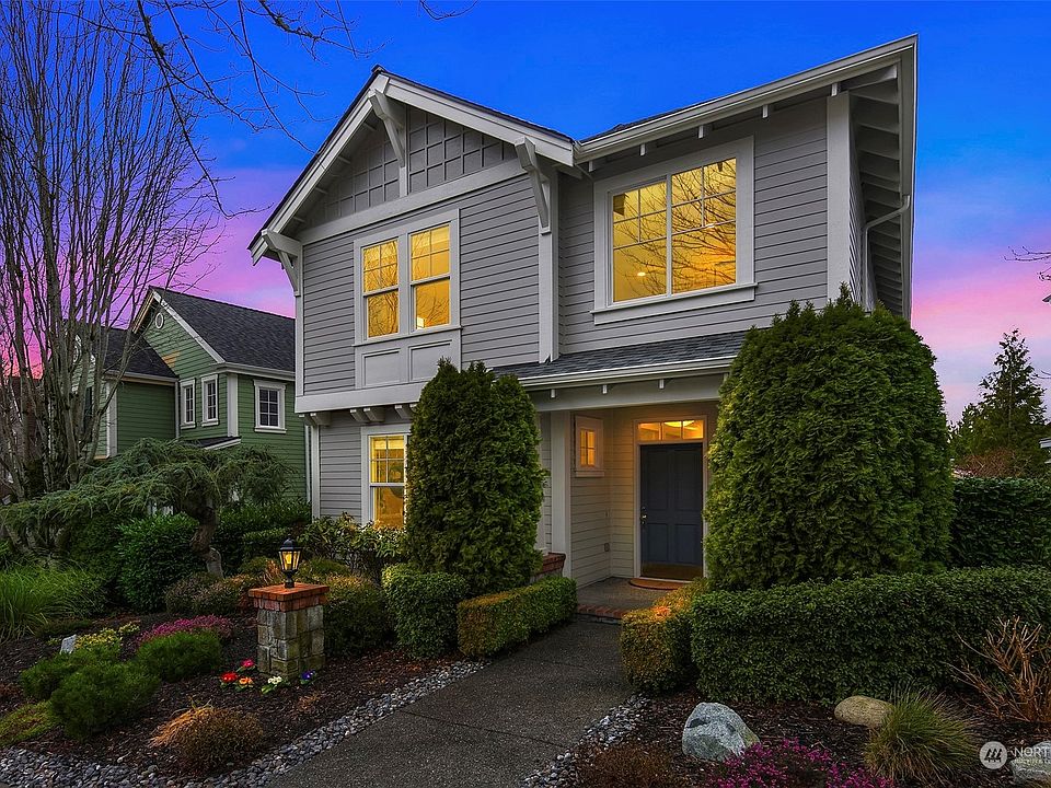 1st image of 1554 NE Iris Street