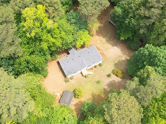 4th image of 7695 Wagon Run Rd
