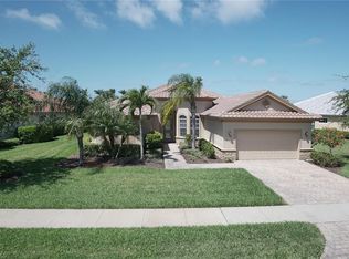 8813 Spinner Cove Ln, Naples, FL 34120
