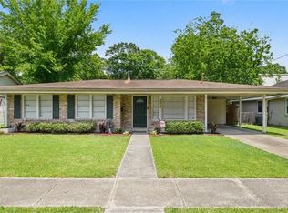 9813 Paula Dr, River Ridge, LA 70123