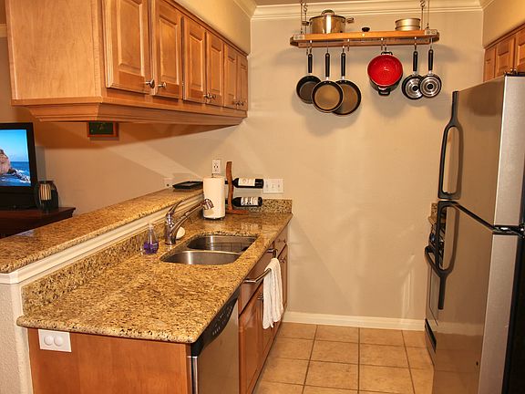 4th image of 1500 E Side Dr Unit 113-A