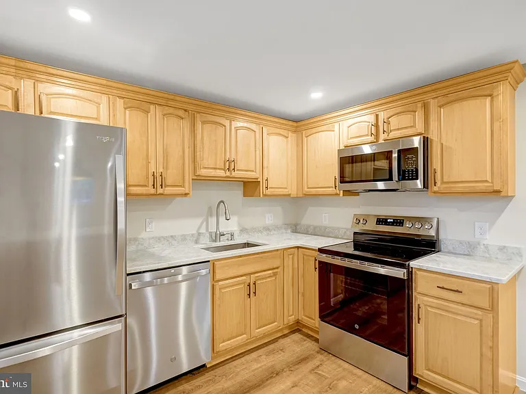 110 S Wise St #1 — Photo 12