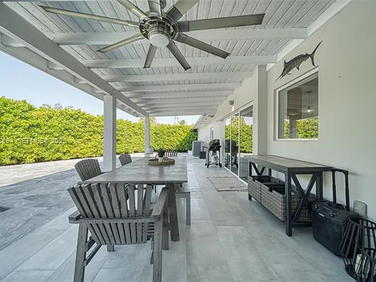 10600 SW 80th Ct — Photo 31
