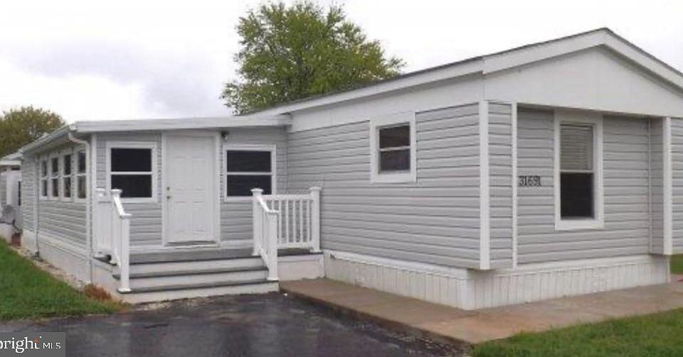 1st image of 31691 Beach Plum Pl