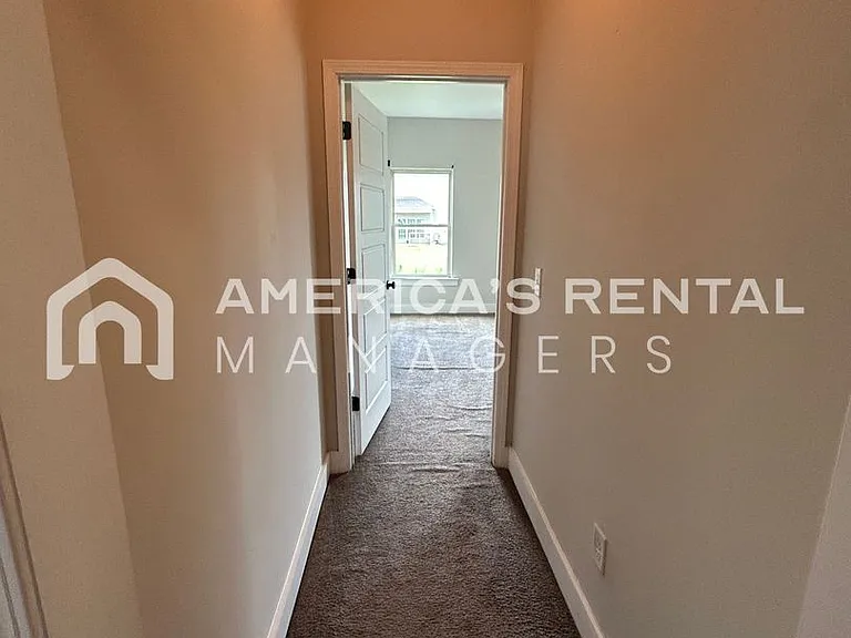 229 Union Station Dr — Photo 8