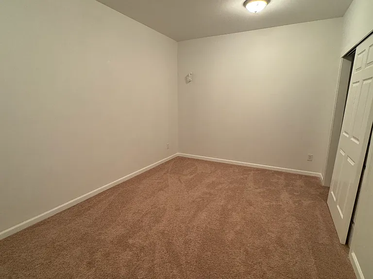 3515 Cedar Ave S #BASEMENT — Photo 8