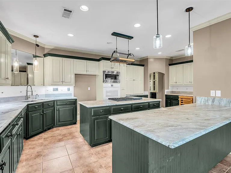 7159 Kingston Cove Ln — Photo 13