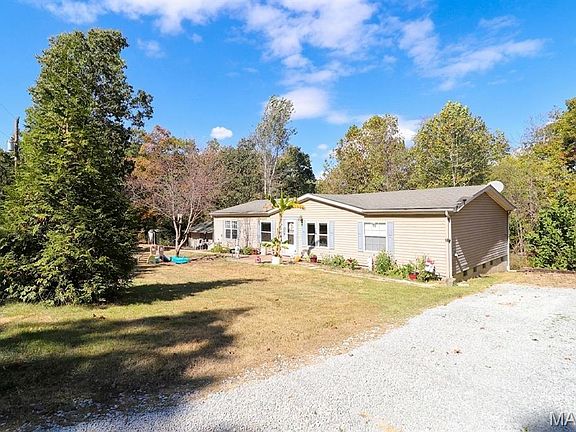 3rd image of 600 Casey Rd