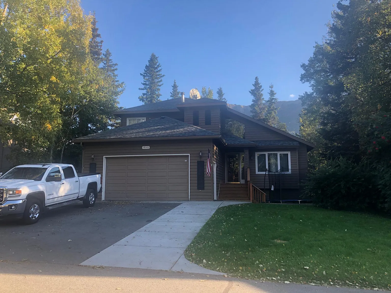19140 Babrof Dr — Photo 1
