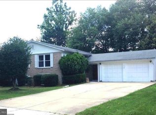 7134 Hamor Ln, Springfield, VA 22153