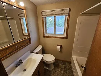 Full 2nd Floor Bath