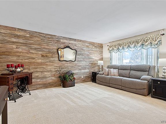 2nd image of 155 Croydon Dr
