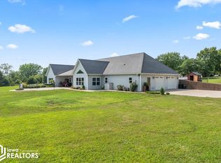 22857 195th St, Bloomfield, IA 52537