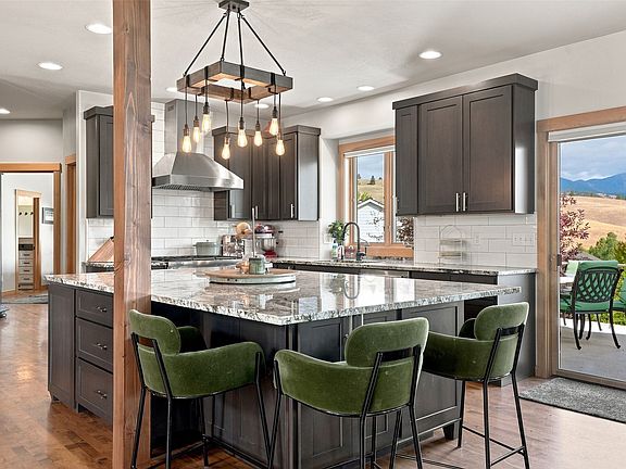 5th image of 5807 Prospect Dr