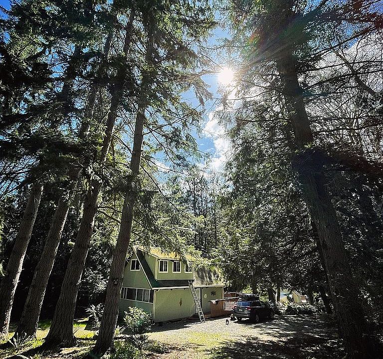 1st image of 5136 NE Ponderosa Dr