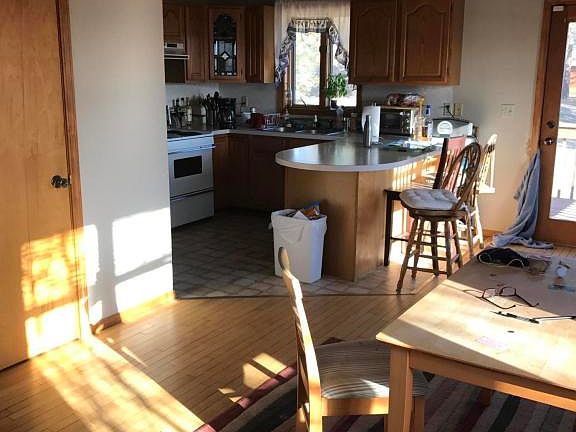 4th image of 143 Grace Ln