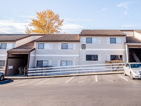 Tacoma Apartments - The Verandas Apartment Homes - Front Exteriors