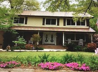 327 Forest Hill Dr, Warner Robins, GA 31088