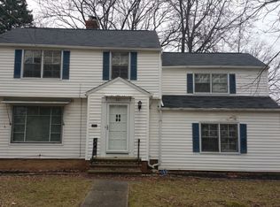 681 Quilliams Rd, South Euclid, OH 44121