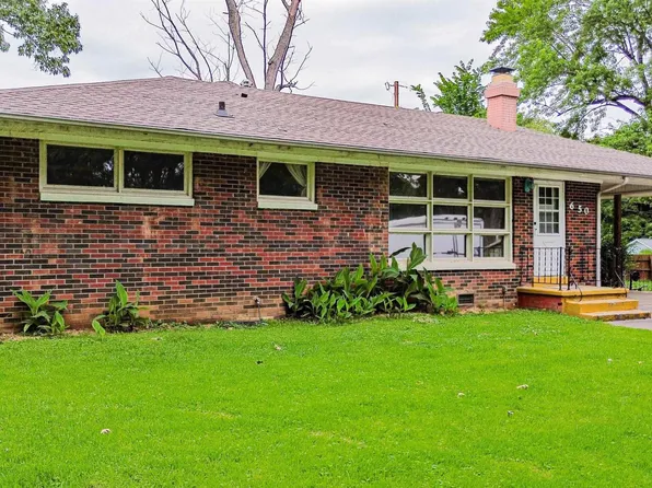 650 Cypress Cir, Calvert City, KY 42029