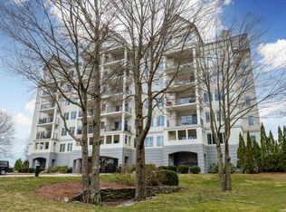 12 Mountain Laurels Dr APT 603, Nashua, NH 03062