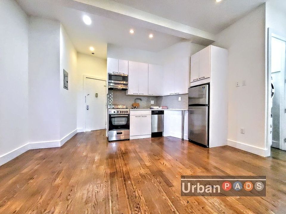 1st image of 975 Washington Ave #4EE