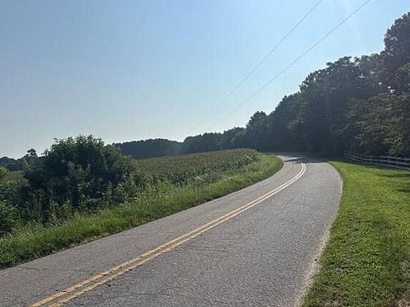 4th image of 364 Rogers Church Rd