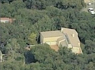 26203 Ingleside Way, Malibu, CA 90265