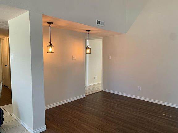 3rd image of 1337 Heidi Dr