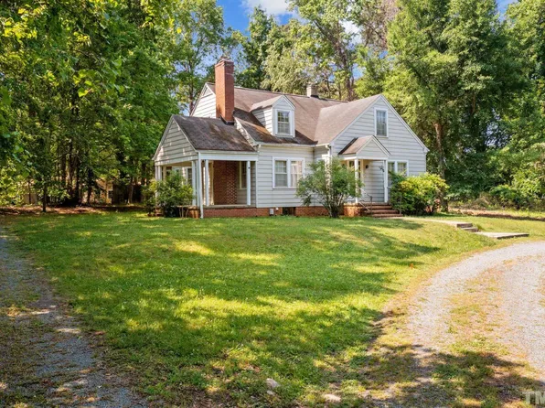 105 Laughing Bird Ln, Carrboro, NC 27510