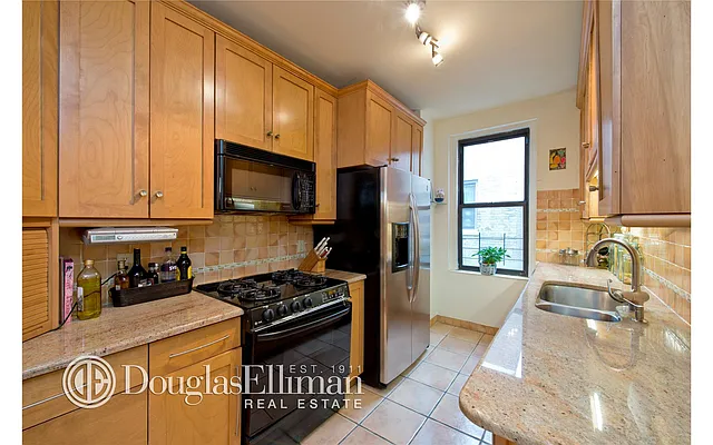 Sold by Douglas Elliman | media 7