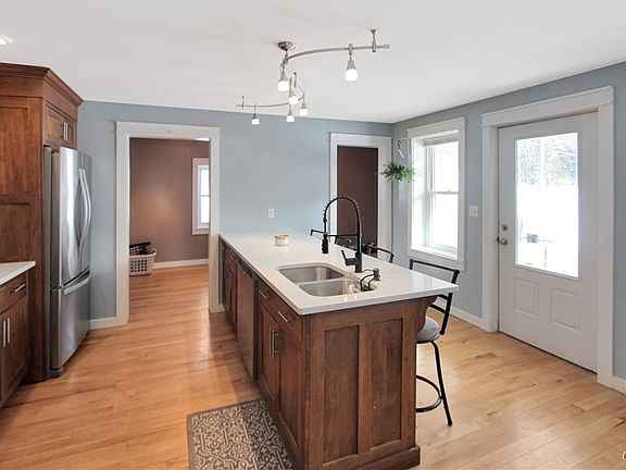 3rd image of 6989 Austin Rd