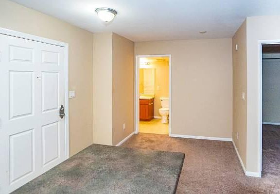 3rd image of 1435 India St Unit 209