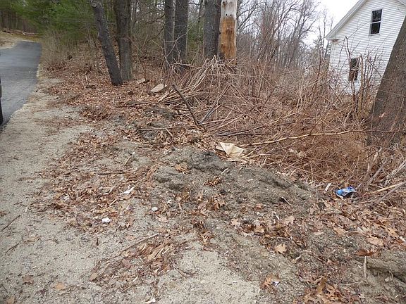 2nd image of 130 Quinapoxet St