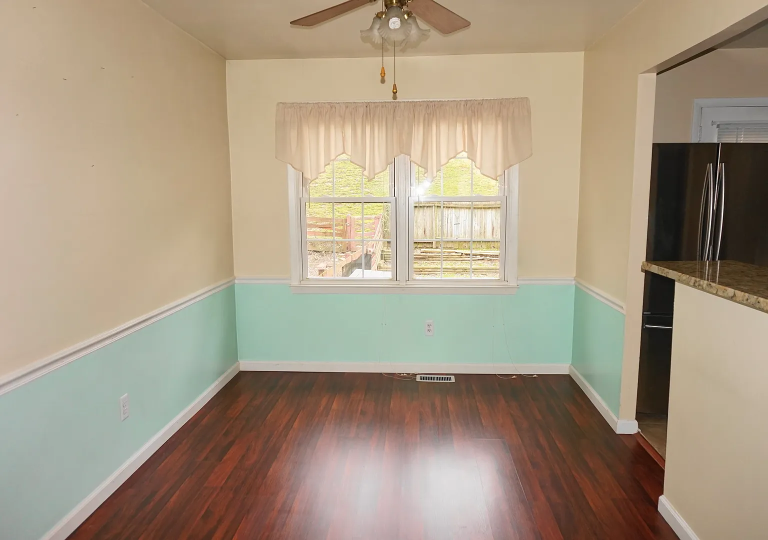 Charming 3BD/1BA Townhome in Belmont/Nottingham, MD! — Photo 4