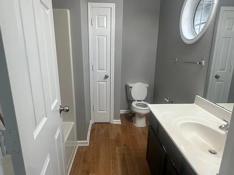 293 Brookview Dr — Photo 18