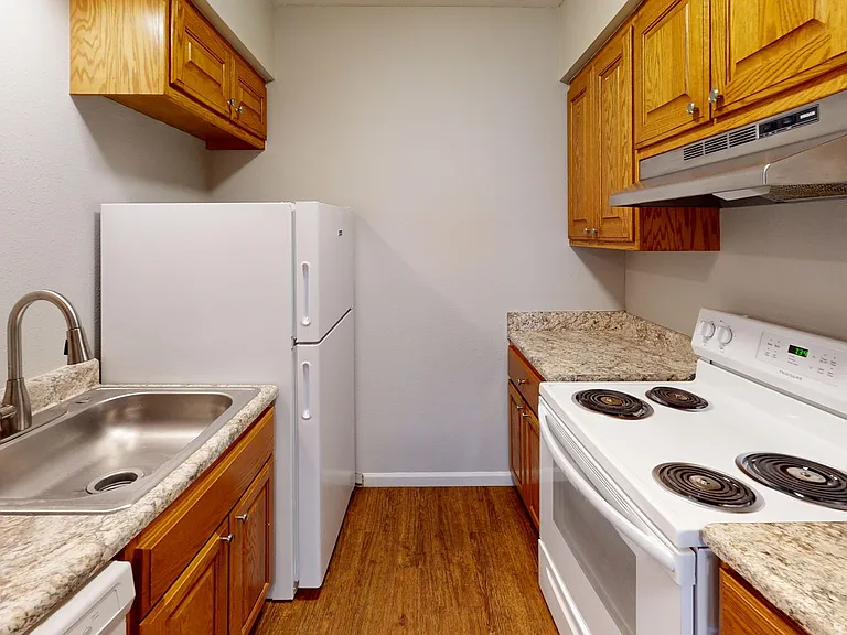 Autumn Ridge Apartments — Photo 72