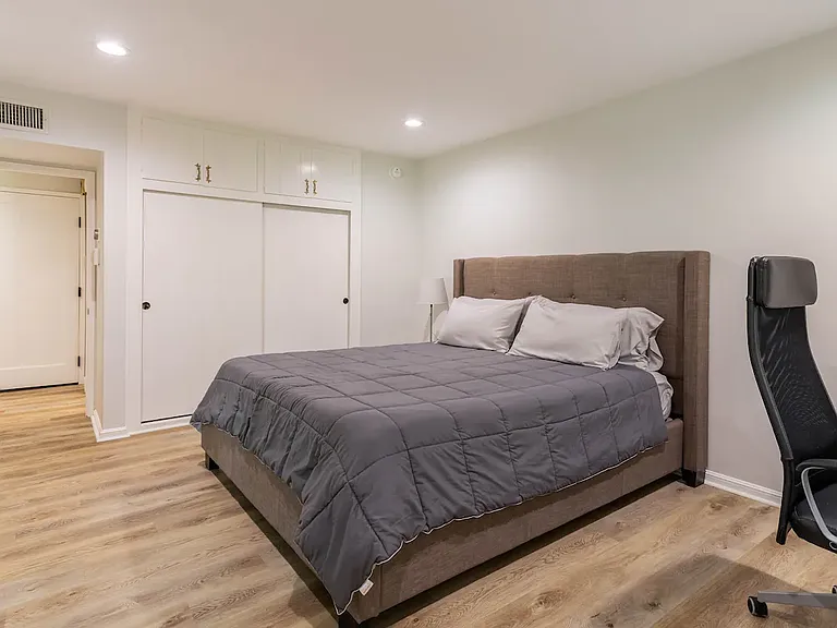 17133 Adlon Rd — Photo 31