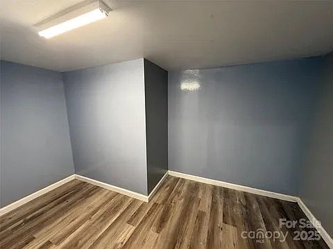 3rd image of 1805 Burkemont Ave #B