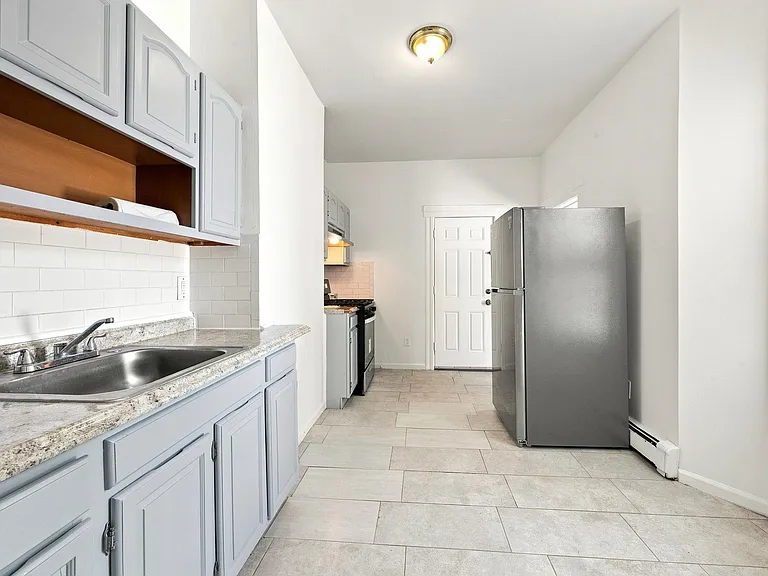 69 Belmont Ave #2 — Photo 11