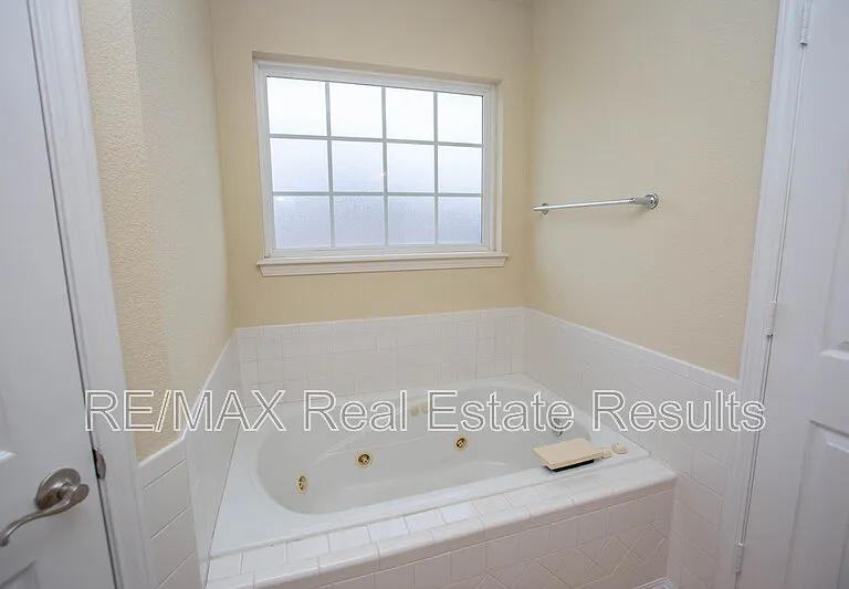 1902 SW Fremont St — Photo 19