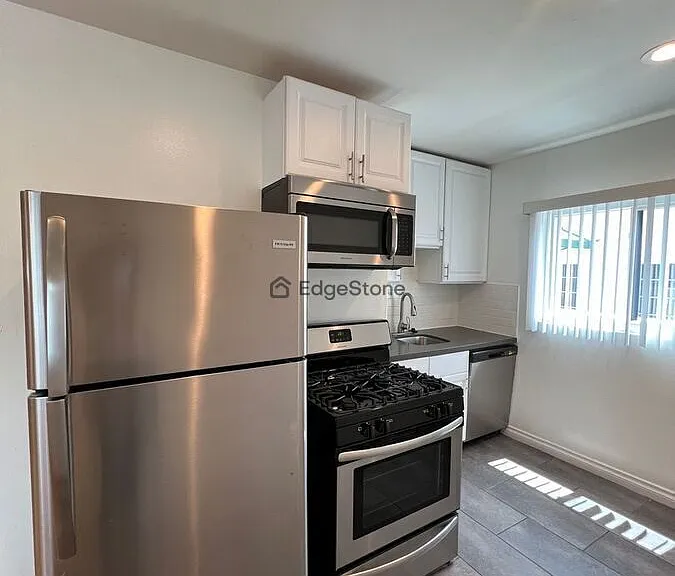 1024 Pico Blvd #1 — Photo 5