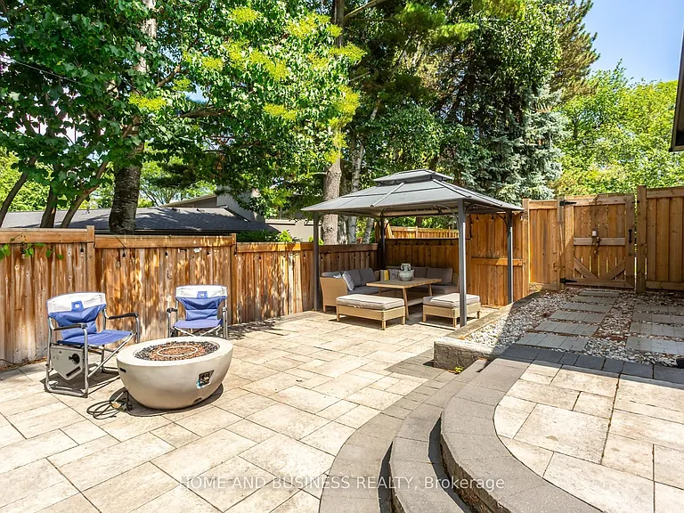 1335 Mississauga Rd — Photo 43